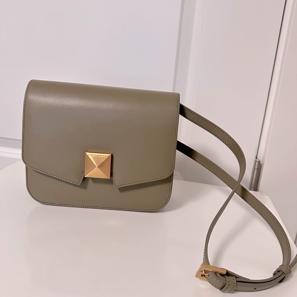 Women bag